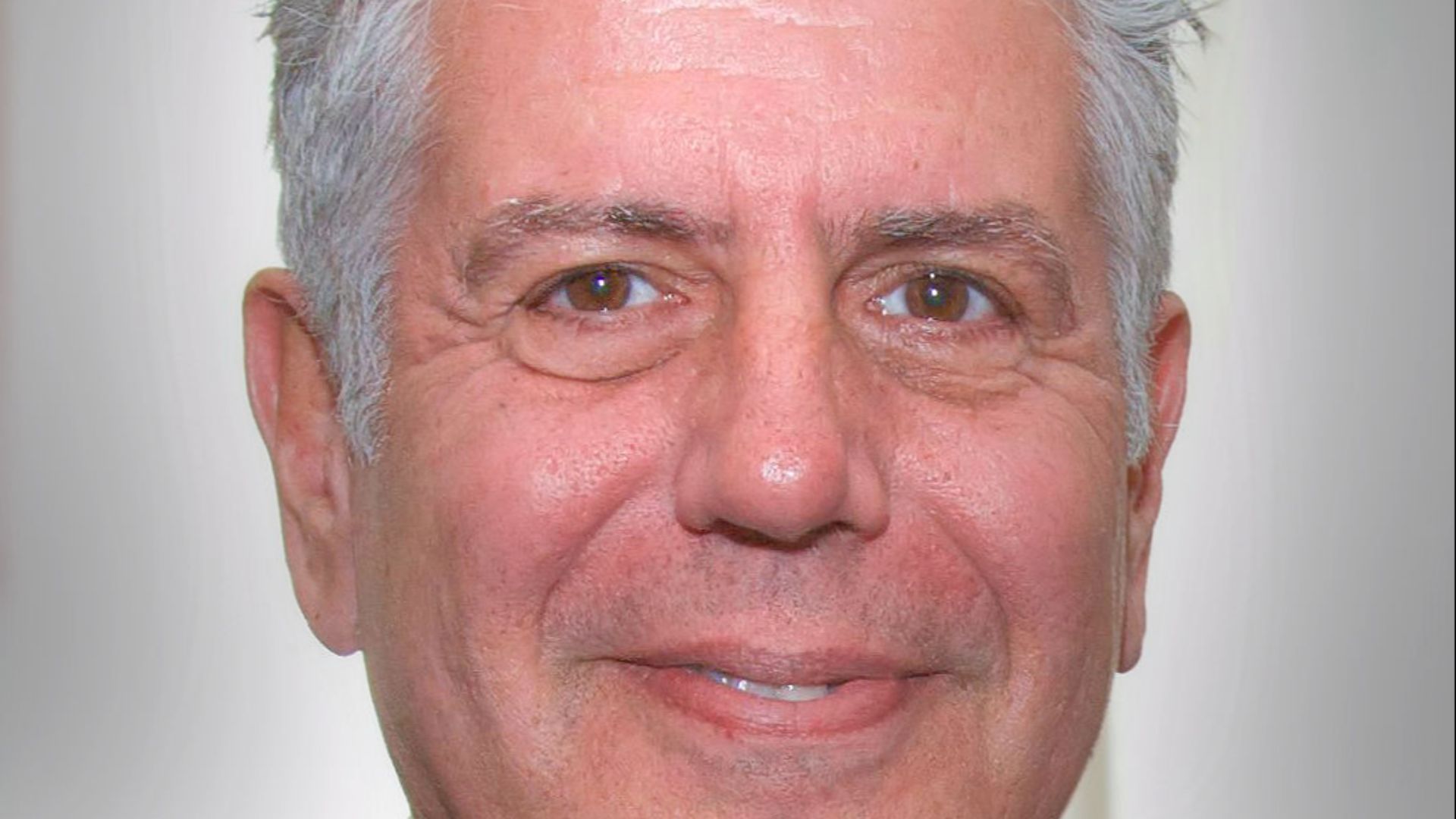 File:Anthony Bourdain Peabody 2014b.jpg