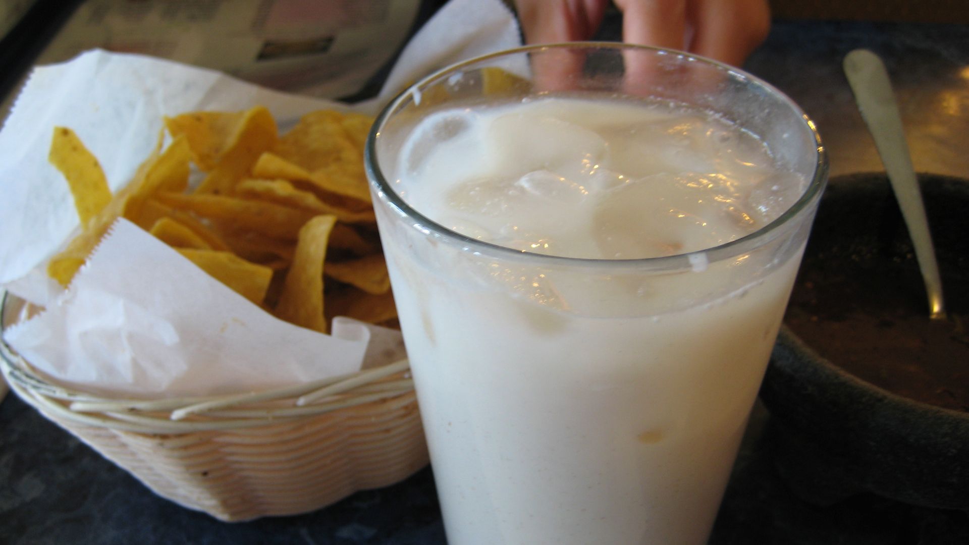 File:Horchata de arroz.jpg