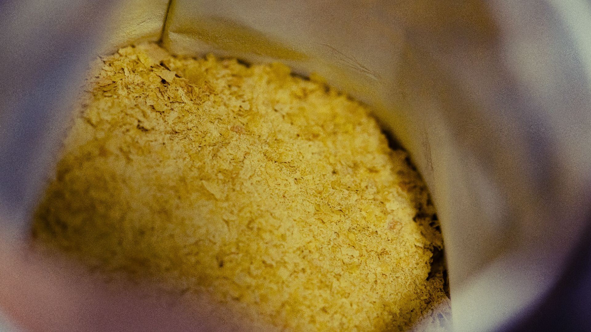 File:Nutritional Yeast in Bag (32664238868).jpg