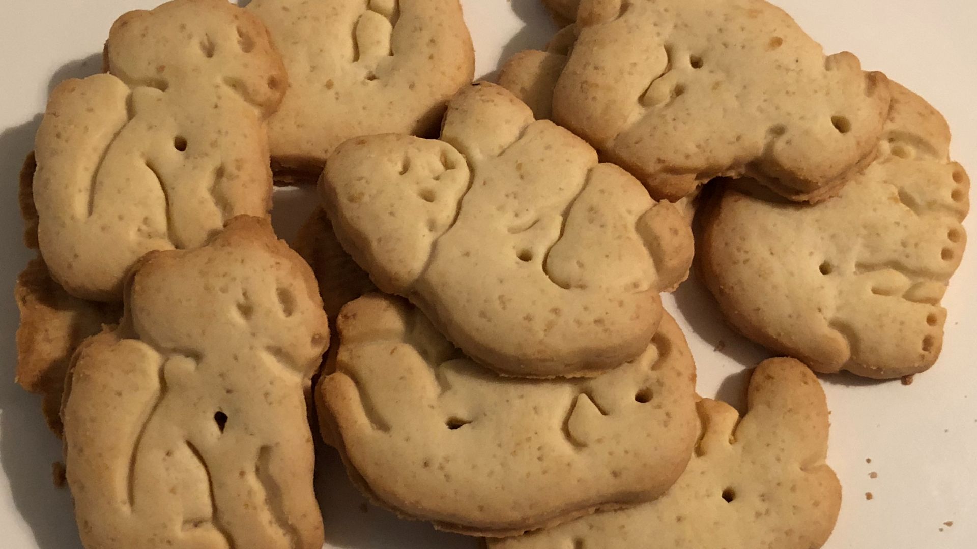 File:2020-07-23 20 05 30 Wholesale Pantry Organic Vanilla Animal Crackers in Ewing Township, Mercer County, New Jersey.jpg