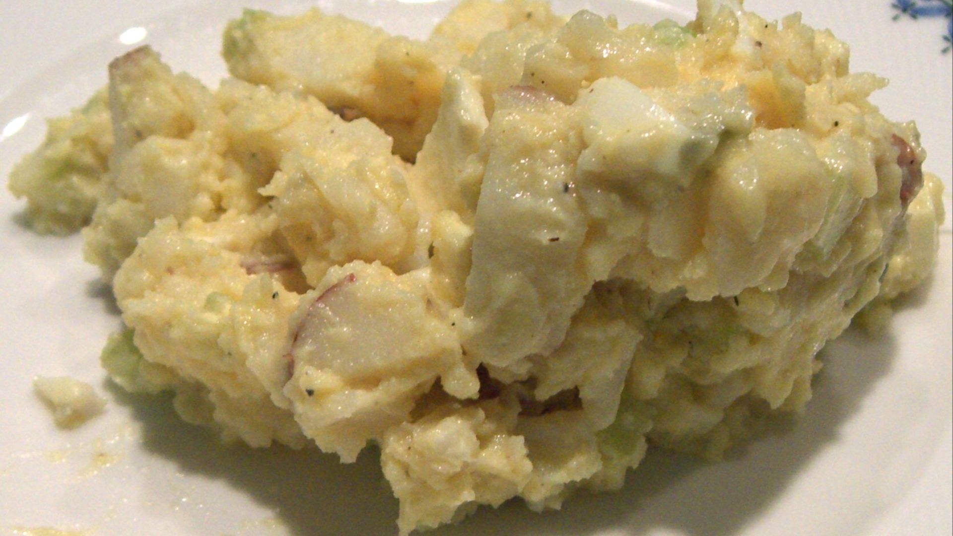 File:Potato salad with egg and mayonnaise.jpg