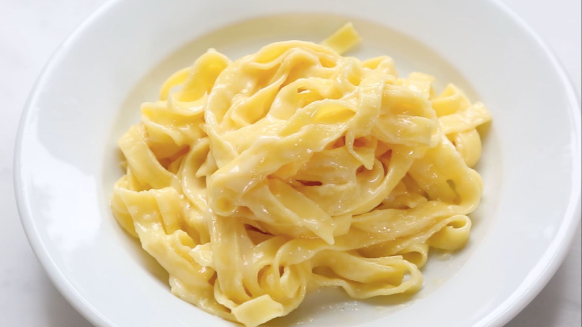File:The Only Original Alfredo Sauce with Butter and Parmesano-Reggiano Cheese.png