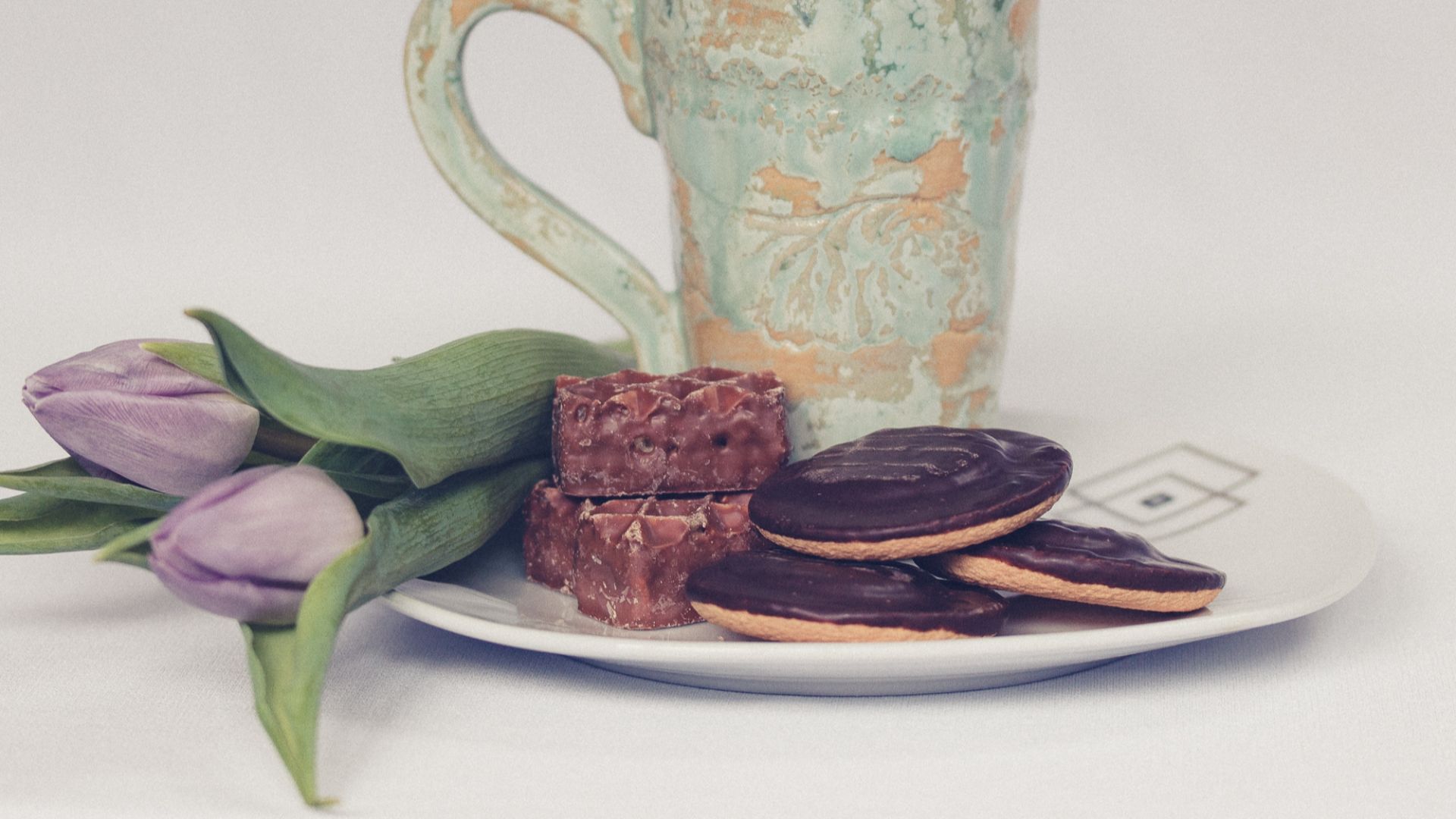 File:Aliis Sinisalu 2016-03-03 (Unsplash).jpg