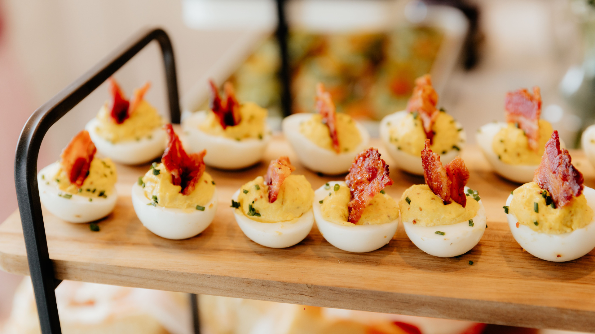 deviled-eggs-bacon-thumb-rss.png
