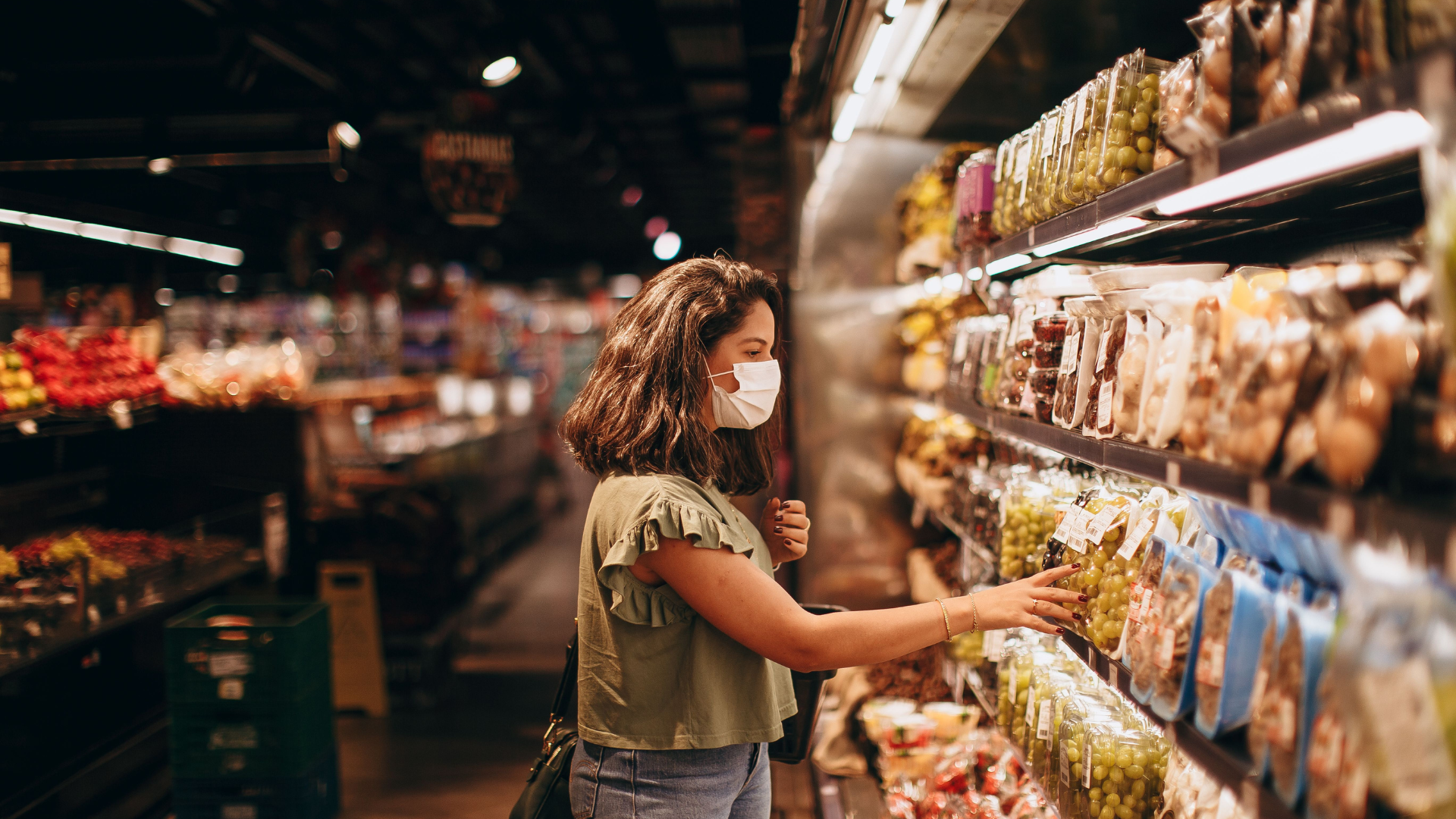 woman-grocery-shopping-thumb-rss.png