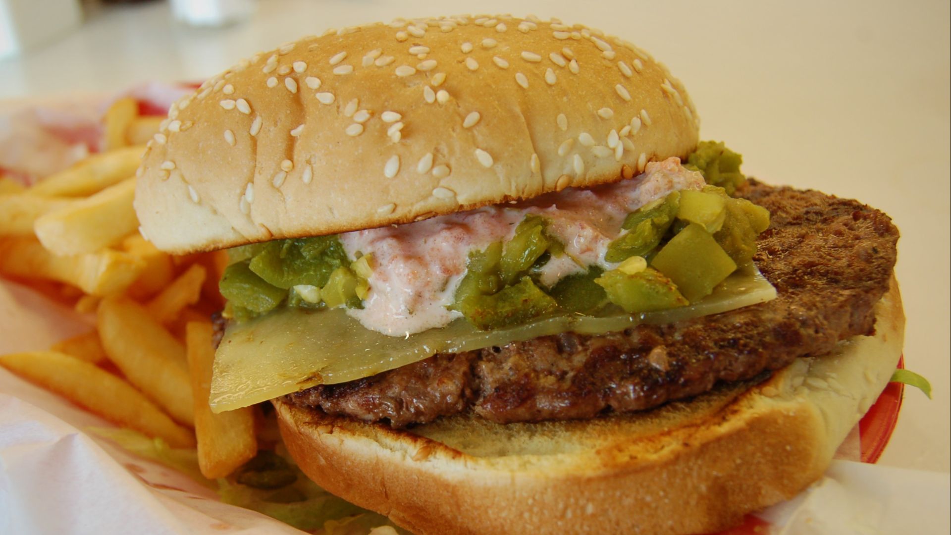 File:Hatch Green Chile Hamburger.jpg