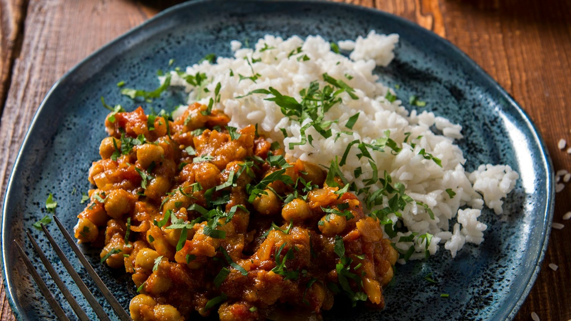 steamed rice and meat dish