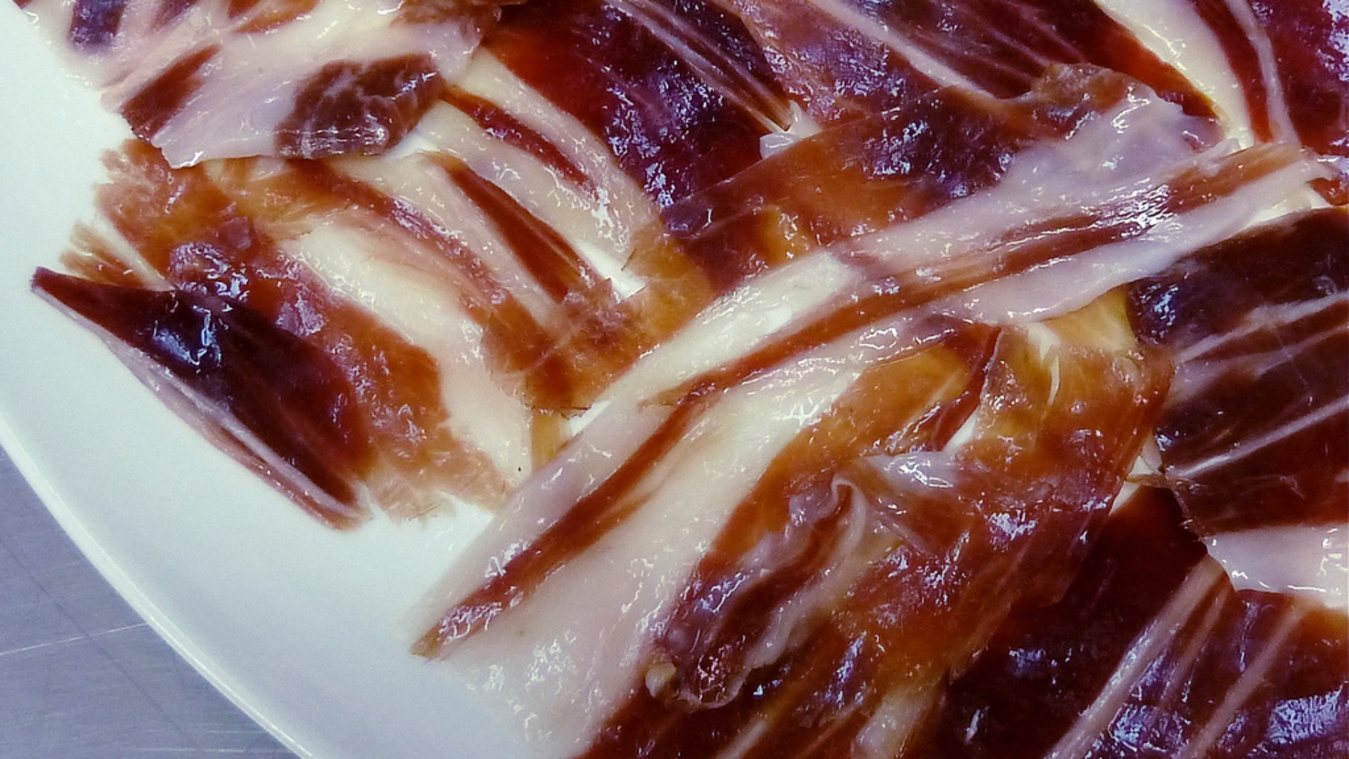 File:Jamón ibérico de bellota.jpg