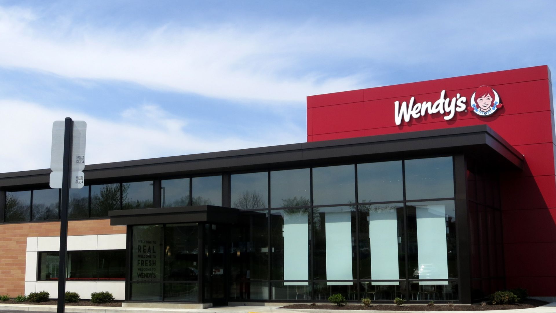 File:Wendy's flagship restaurant (Dublin, Ohio).jpg