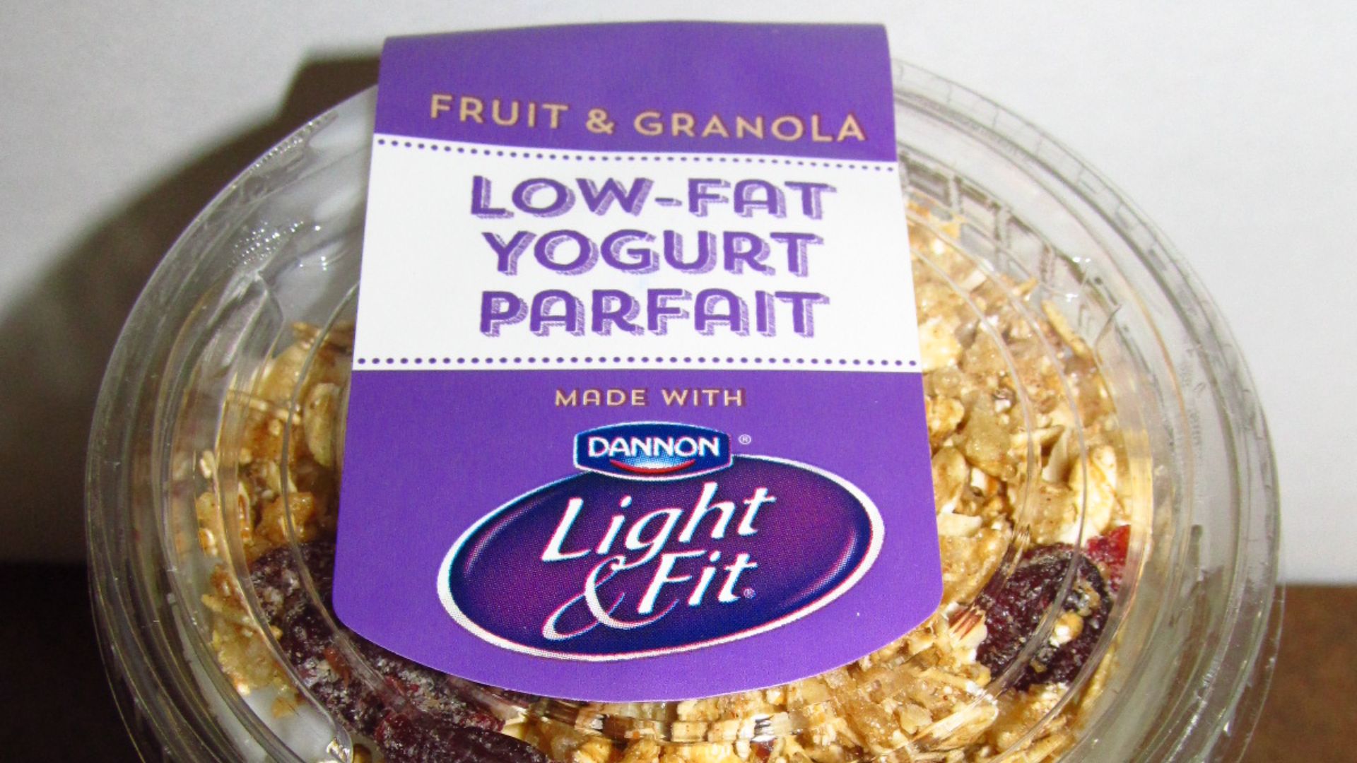 File:Dannon Low Fat Yogurt Parfait 1 (15876174571).jpg