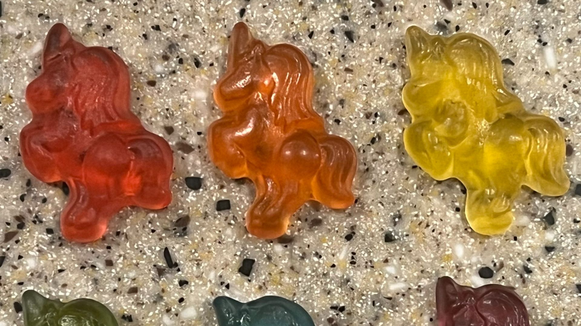 File:Haribo Unicorn-i-licious Gummies.jpg