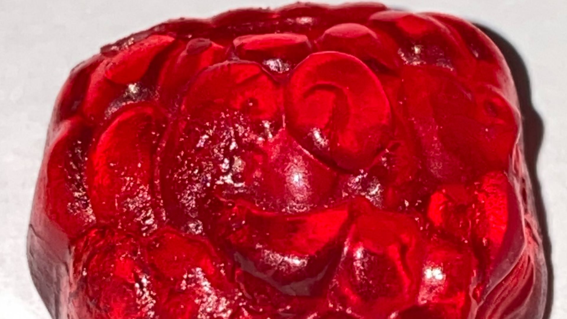 File:Raspberry sweet Haribo fruitilicious.jpg