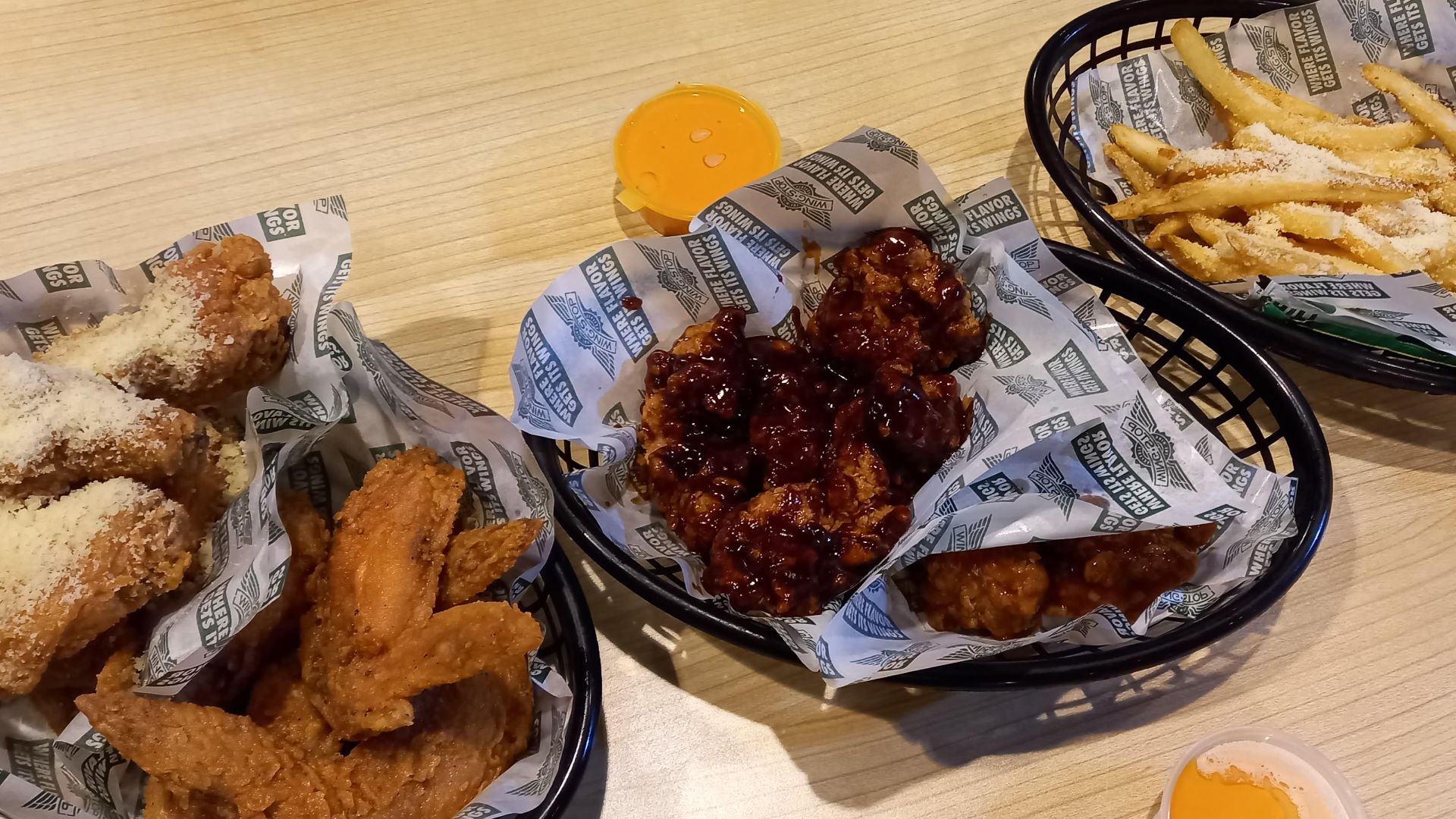 File:Wingstop chicken and chips.jpg