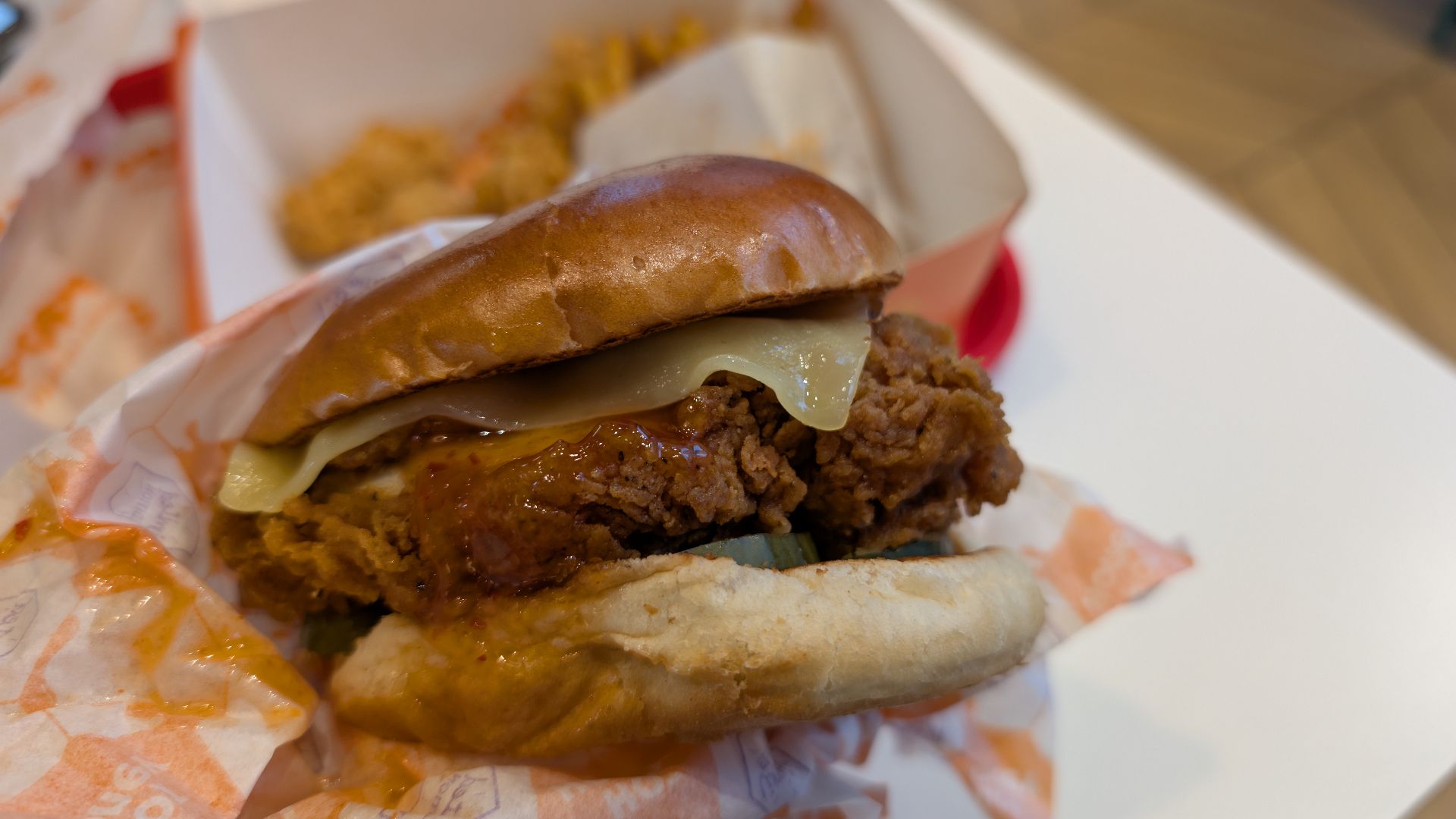 File:Hot Honey Sandwich - Popeyes 2025-08-17.jpg