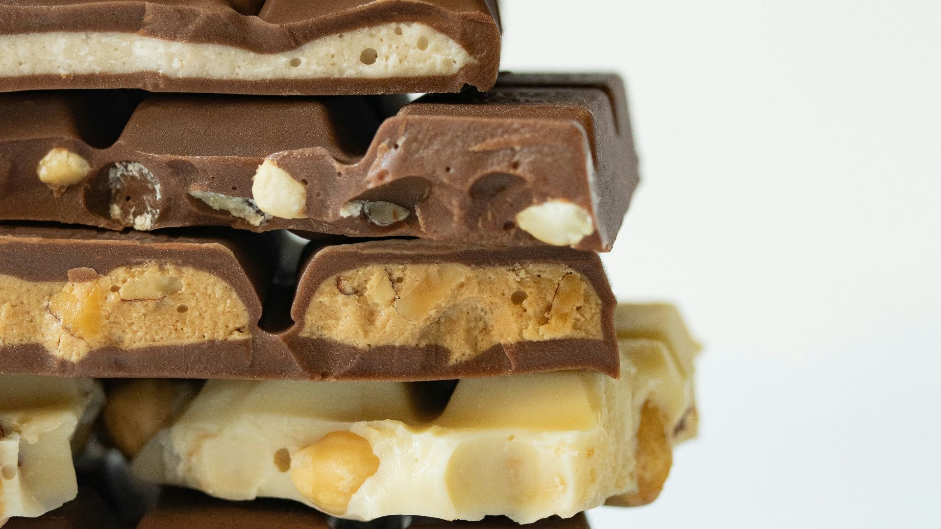 brown and white chocolate bar