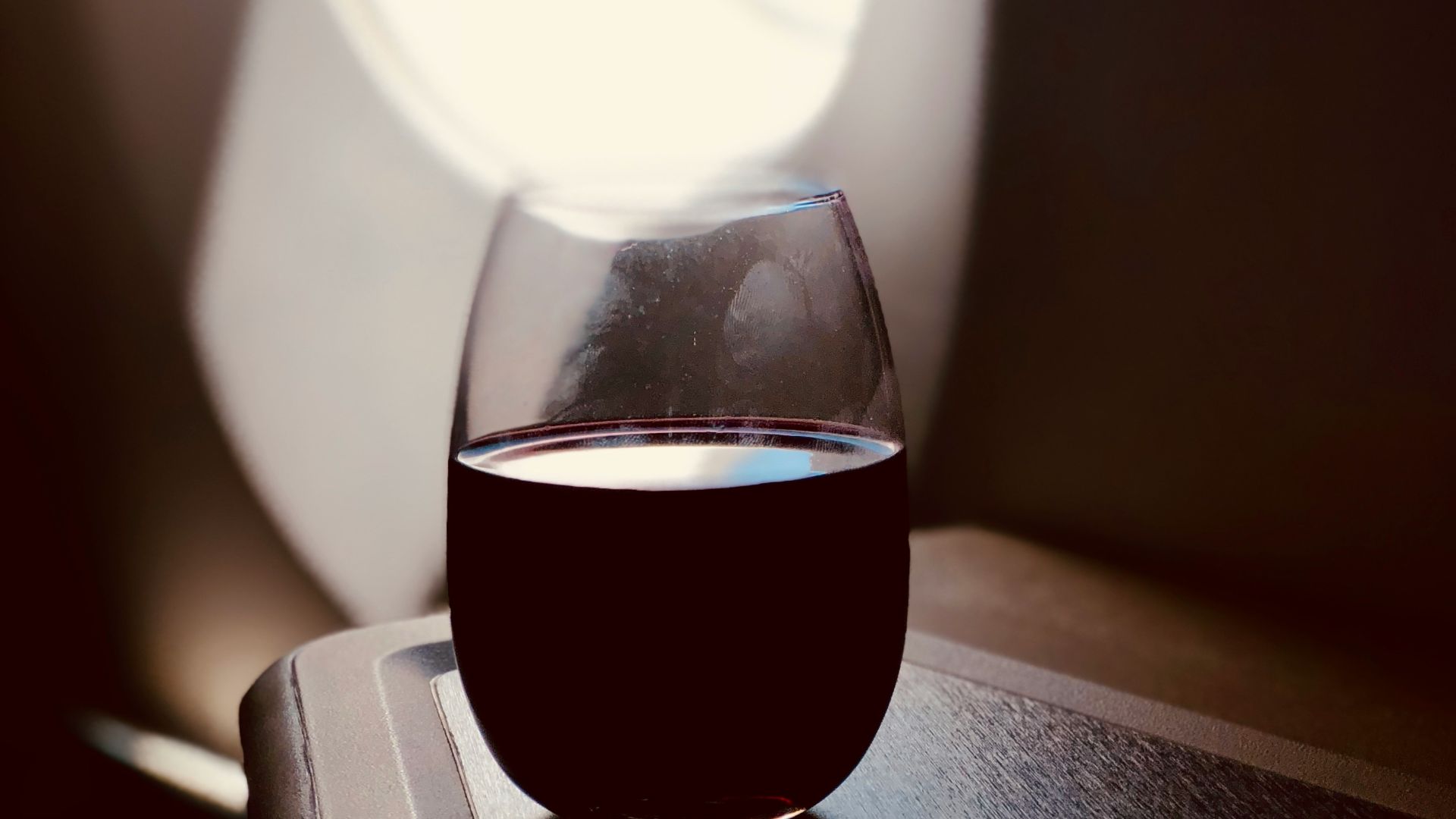 white light bulb turned on in room