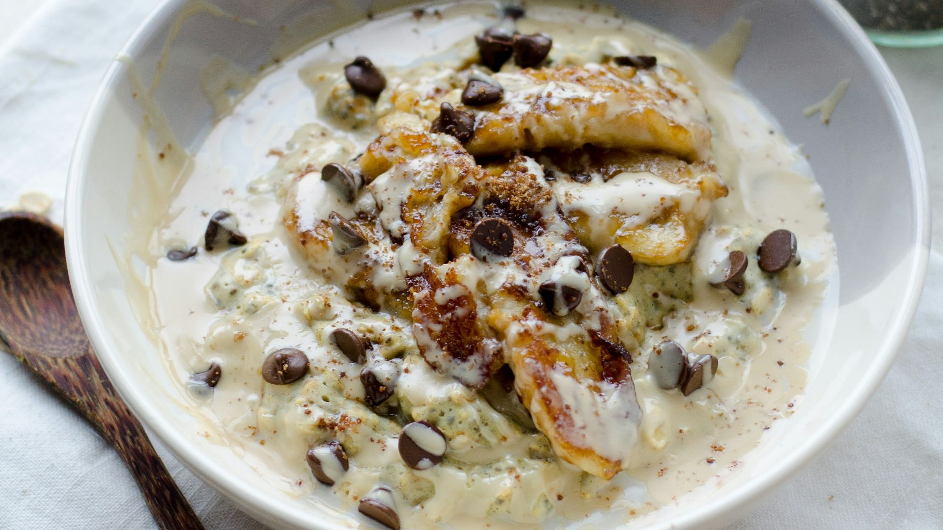 dessert cream filled white bowl