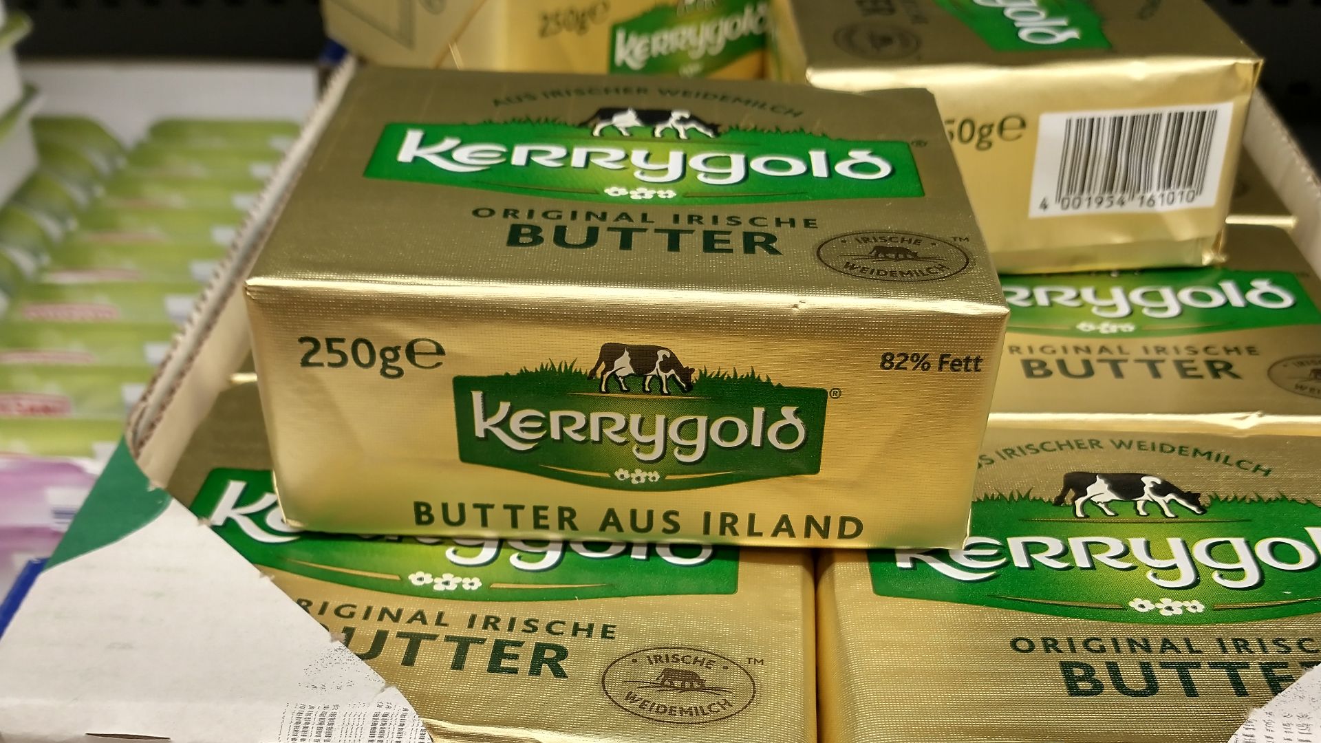 File:Butter in supermarket, Bonn Germany.jpg - Wikimedia Commons