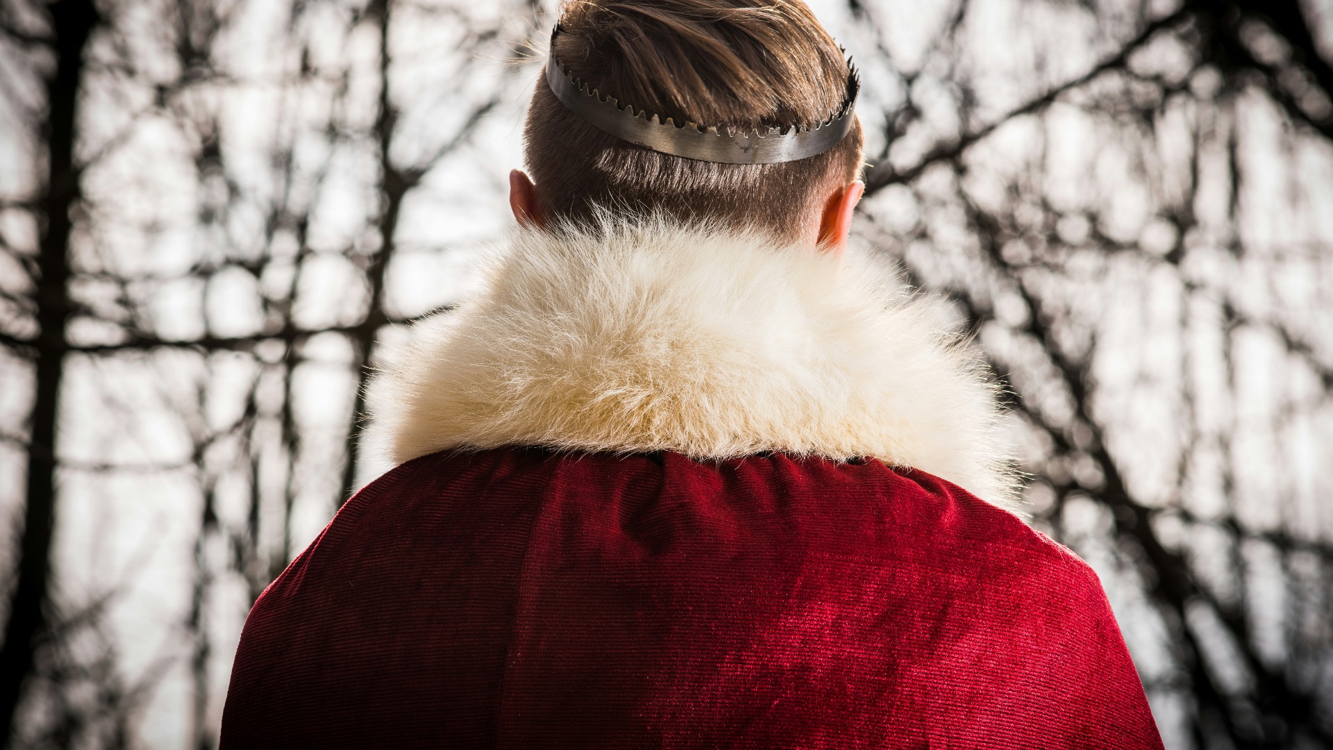 person wearing red and white coat