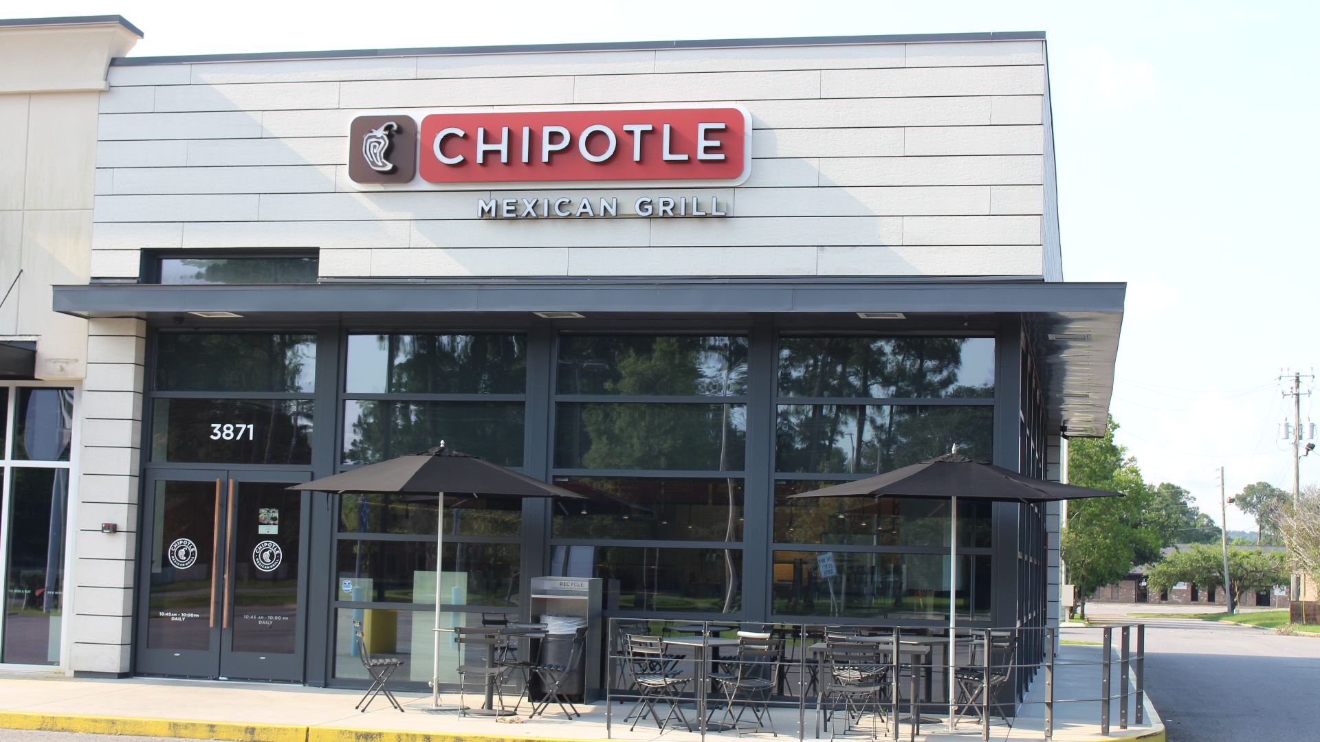 File:Chipotle Mexican Grill, Mobile.jpg