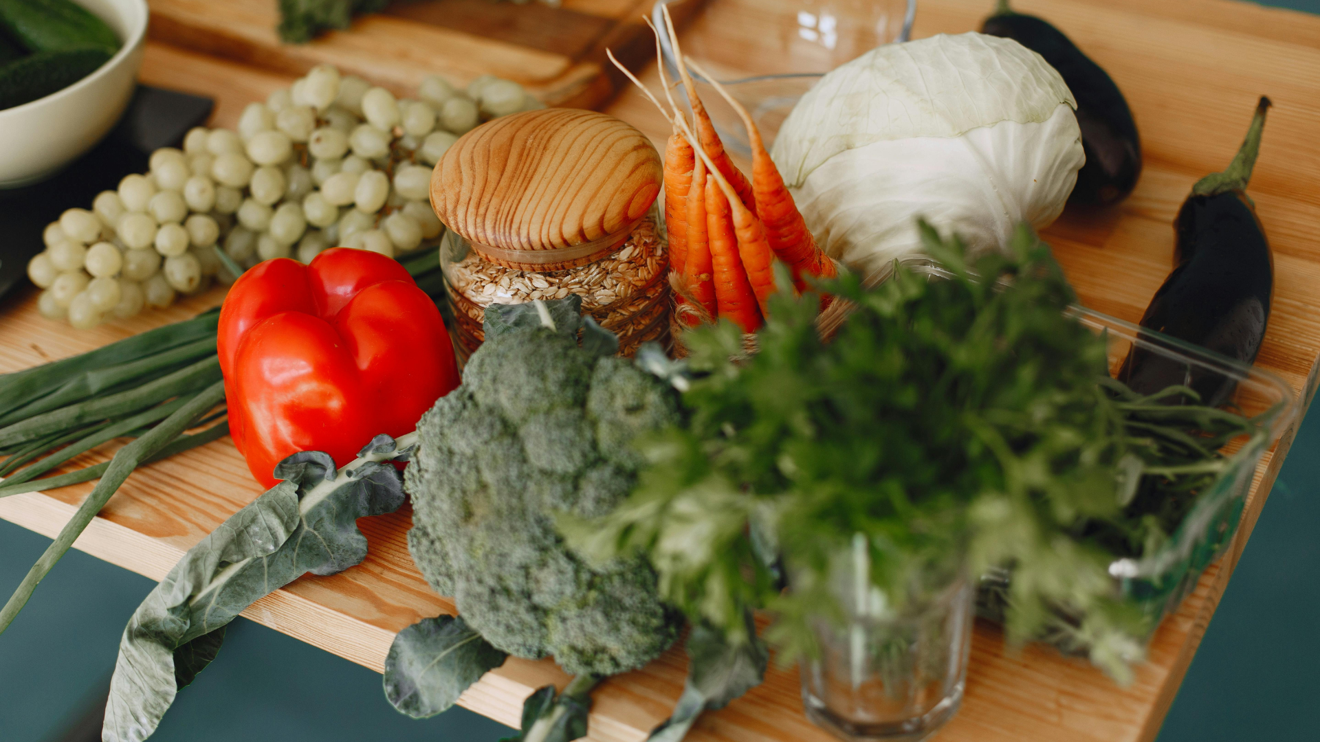 healthy-vegitables-on-table-thumb-rss.png