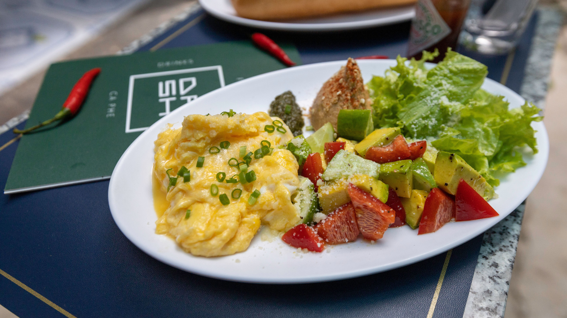 healthy-breakfast-eggs-plate-thumb-rss.png