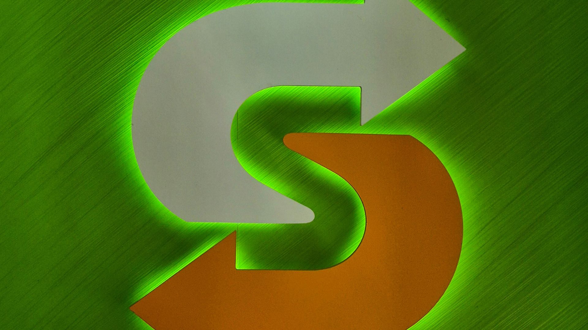1784633391b0da1aa1568109ba5a0cef451289e52f3742feef.jpg