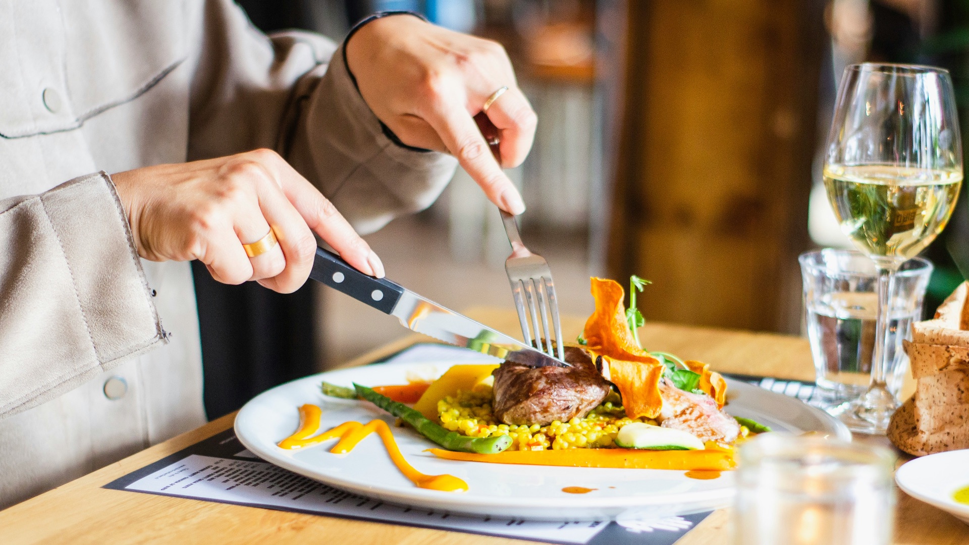 1788365255b9a065132e621024a06ceb1ebe26f0395d164444.jpg