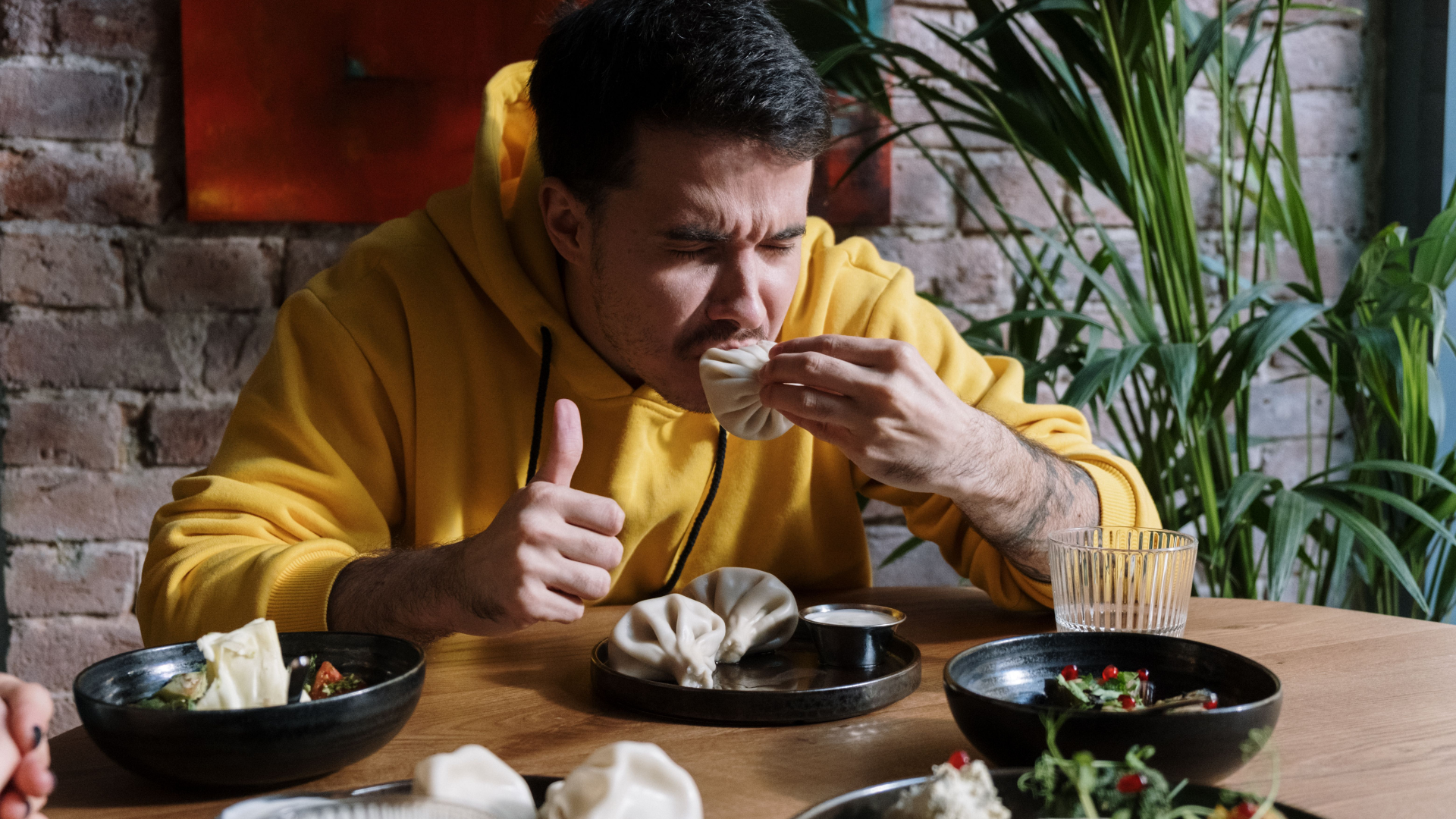 man-rude-eater-thumb-rss.png