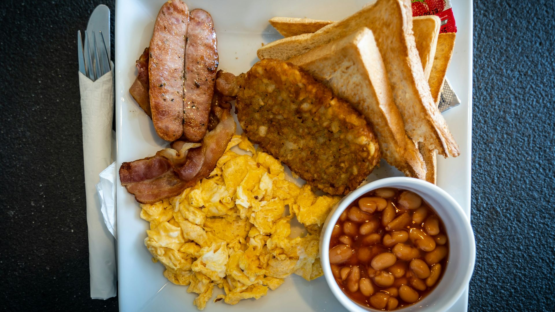 1790627957d85b3aa824b21dcc92fc04ffce4d992229cedf5e.jpg