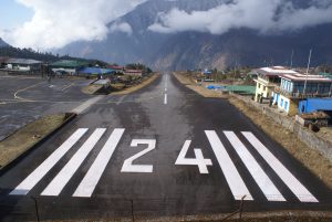 Lukla_2012_a-300x201.jpg