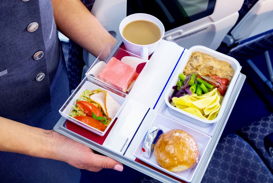 airplanefood-1529948884774.jpg