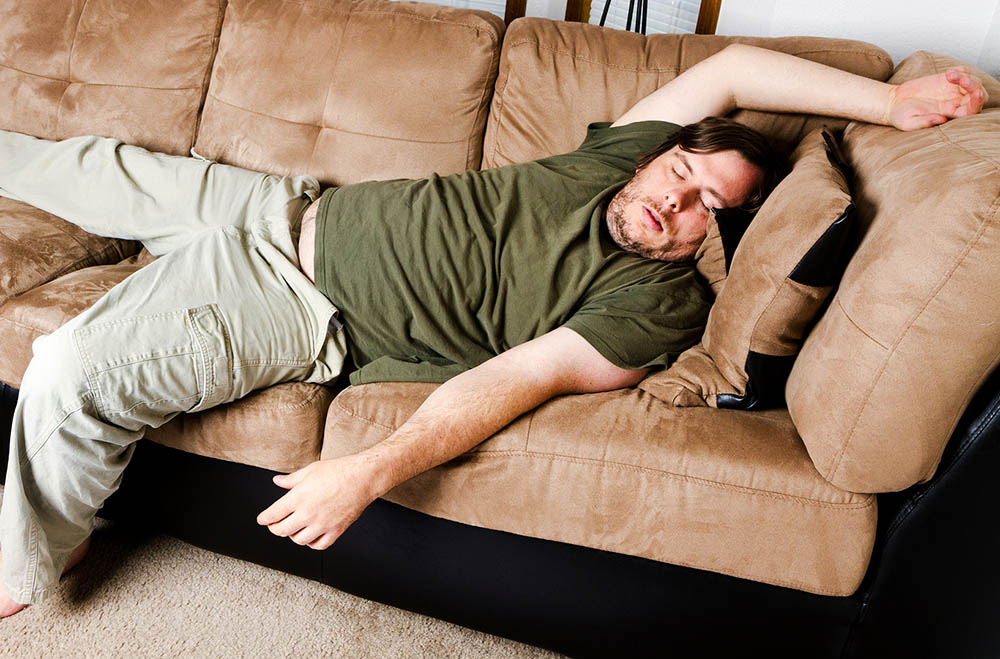 couch-1529971433608.jpg