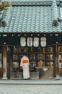 redd-angelo-370362-unsplash-200x300.jpg