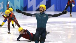 steven-bradbury-wins-gold_salt-lake-city-300x170.jpg