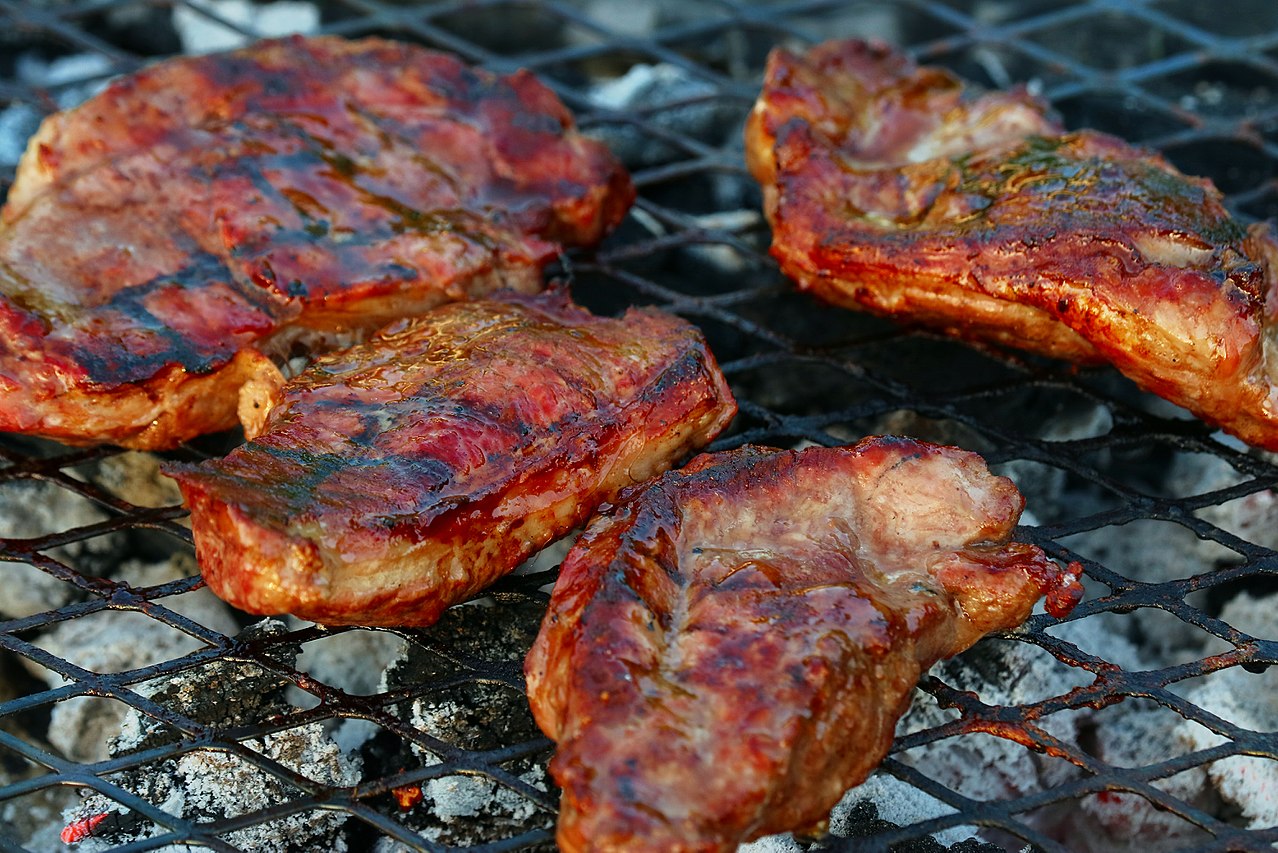 1280px-bbq_lamb-1540786343222.jpg