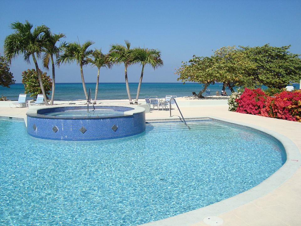 grand-cayman-298080_960_720-1542408817781.jpg