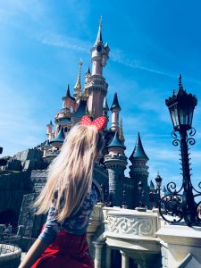 welcome-to-disney-1541627408938-225x300.jpg