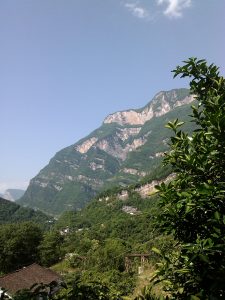 Wufeng_Yichang_Hubei_China_-_panoramio_150-225x300.jpg