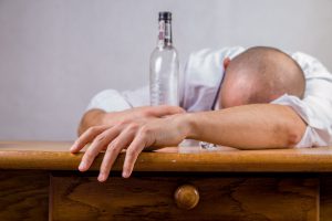 alcohol-428392-1-1-300x200.jpg