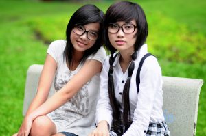 girl_student_asian_glasses_friends_pretty_girl_pretty_happy-418995-1551771222817-300x199.jpg