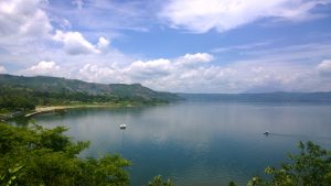El_Salvador_-_San_Salvador_Ilopango_Lake_-_panoramio_2-300x169.jpg