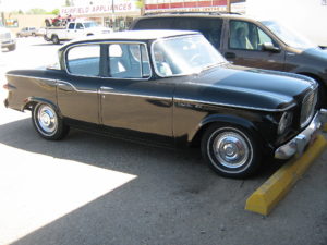 Studebaker_Lark_VIII-300x225.jpg