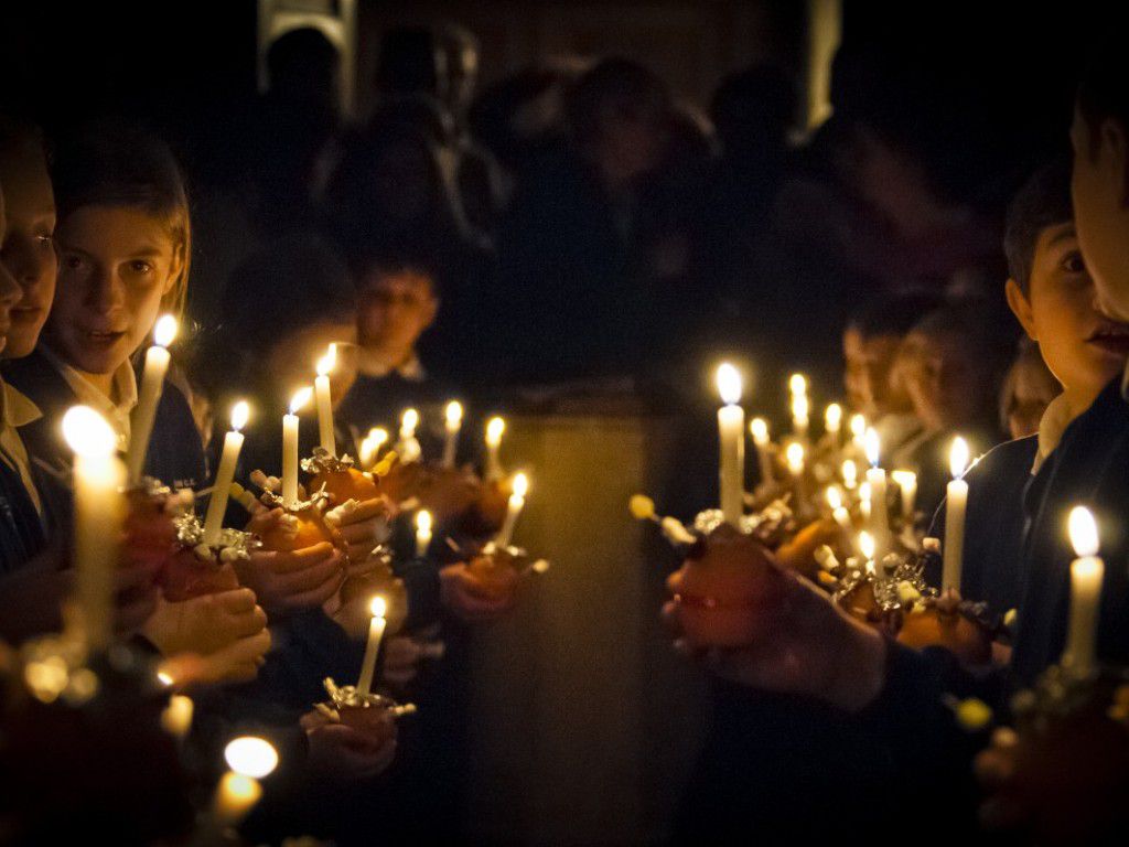 christmas_children_candle_christdingle_church_religion_decoration_christmas-1550557689999pixabay.jpg.optimal.jpg