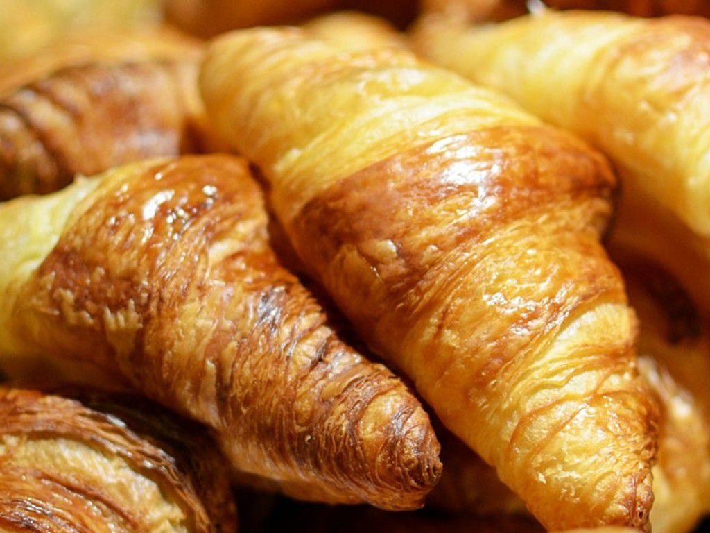 croissants-2-pexels-pixabay-2135-1-1024x644-1.jpg.optimal.jpg