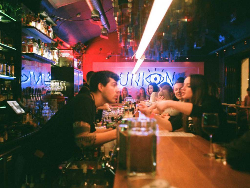 resizeadults-bartender-club-2209519-1024x679-1.jpg.optimal.jpg
