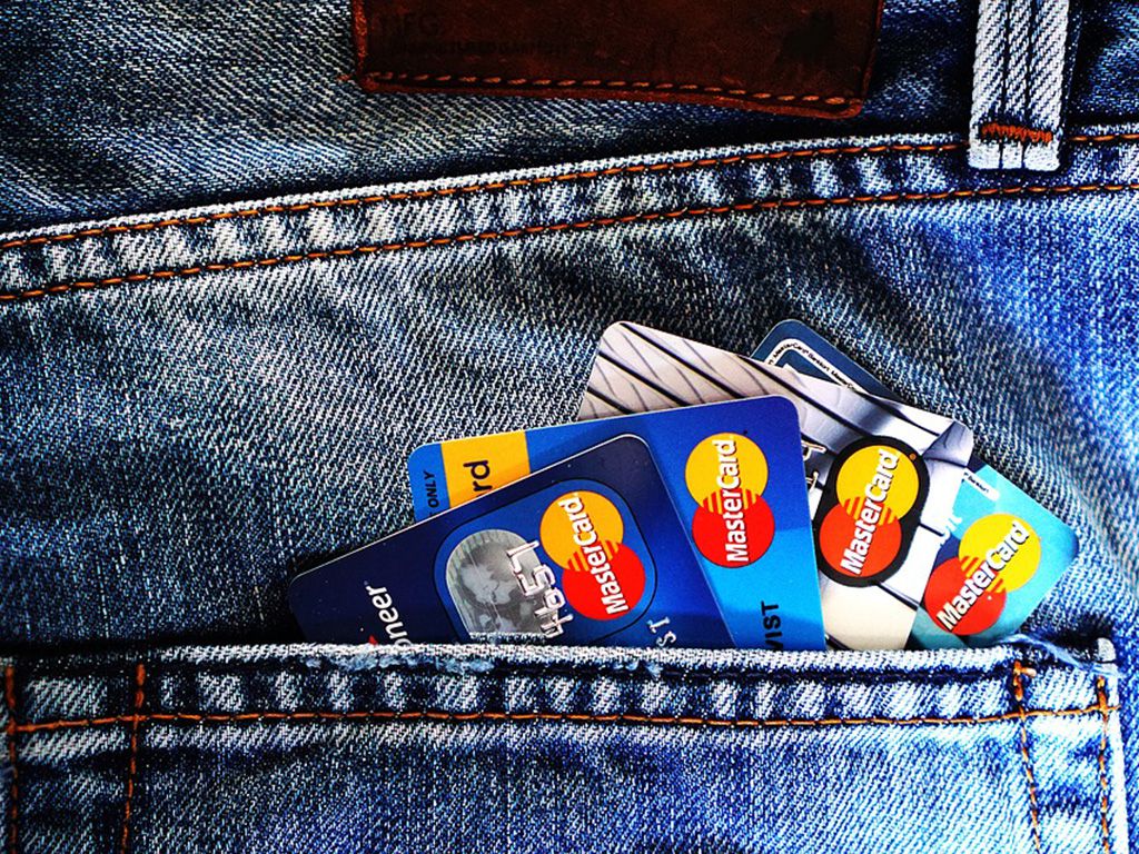 resizecredit-card-1583534_960_720-1542378383372.jpg.optimal.jpg
