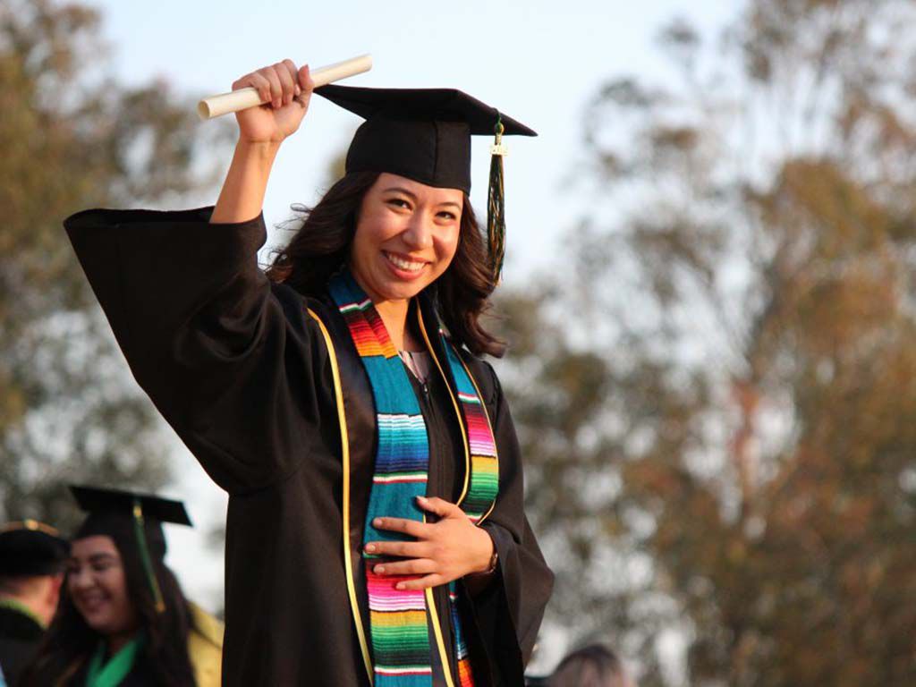 resizegraduation-4502796-1024x683-1.jpg.optimal.jpg