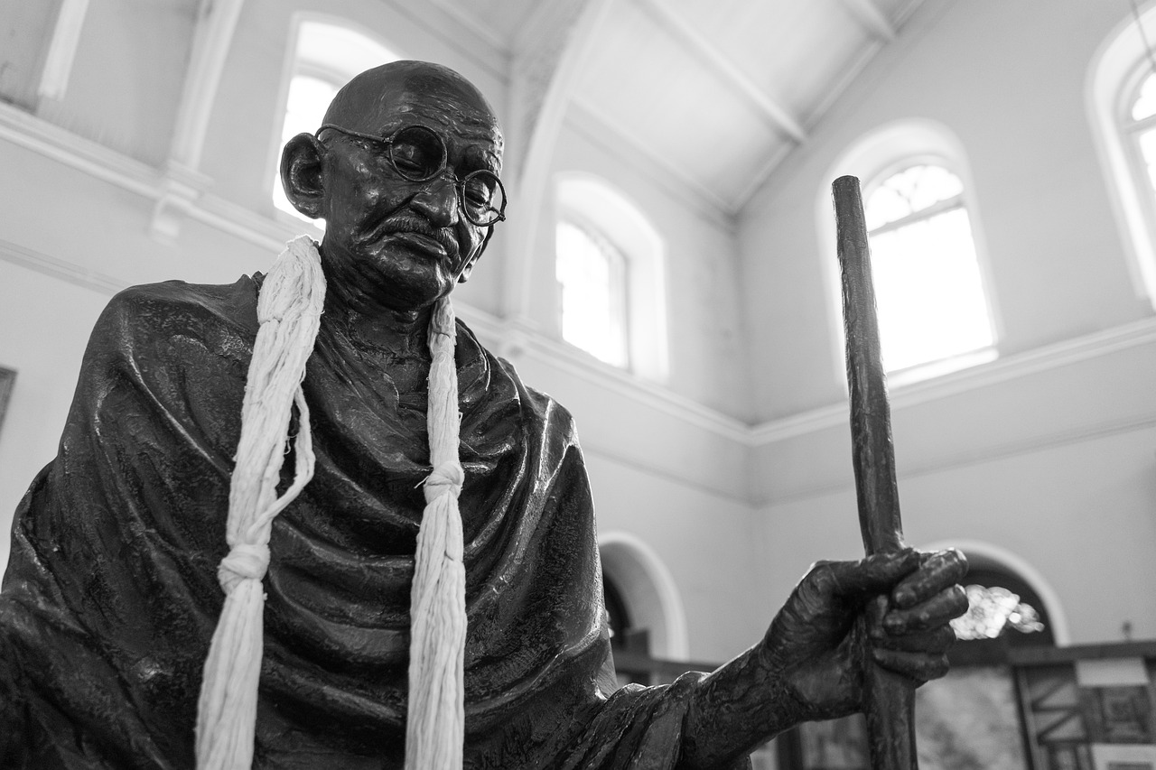 gandhi-2920137_1280.jpg