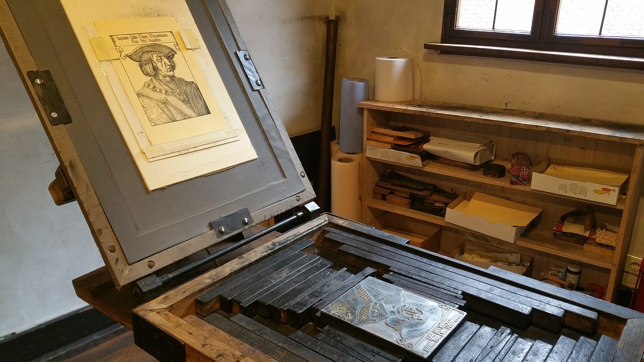 printing-press-3086828_1280.jpg